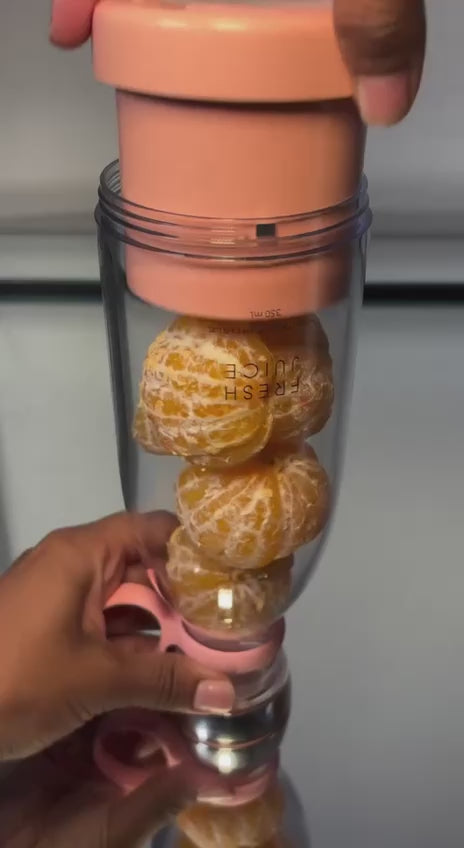 Electric portable mini juicer bottle